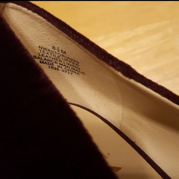 NWOT Nine west jayvee velvet high heel shoe - Picture 5 of 9